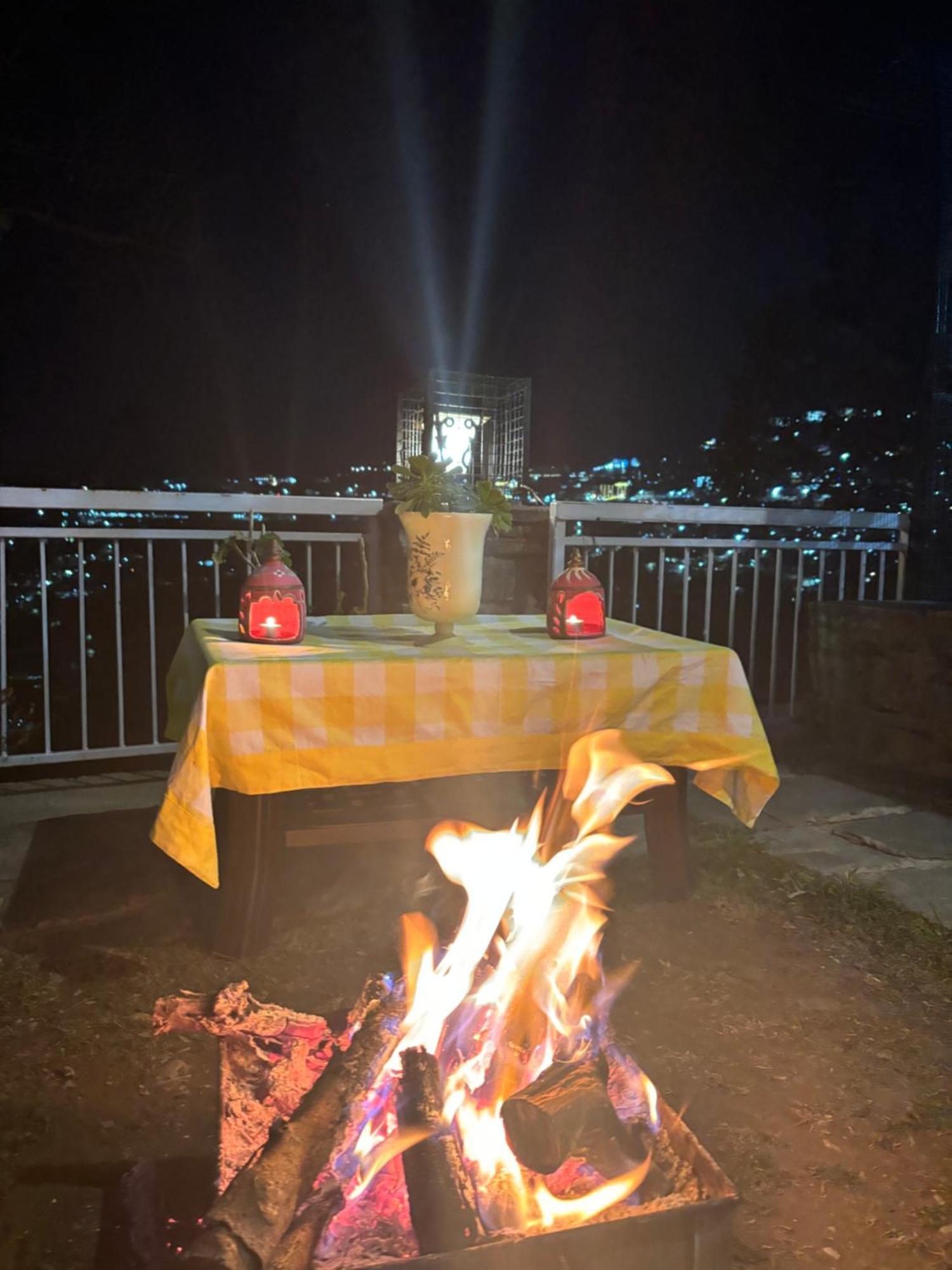 Appartamento Aaram Baagh Simla Esterno foto